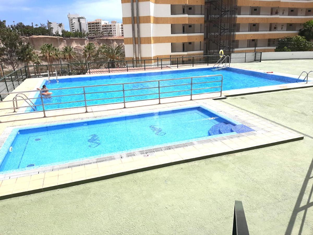 Perfectly Located Apartment With Pool 플라야데라스아메리카스 외부 사진