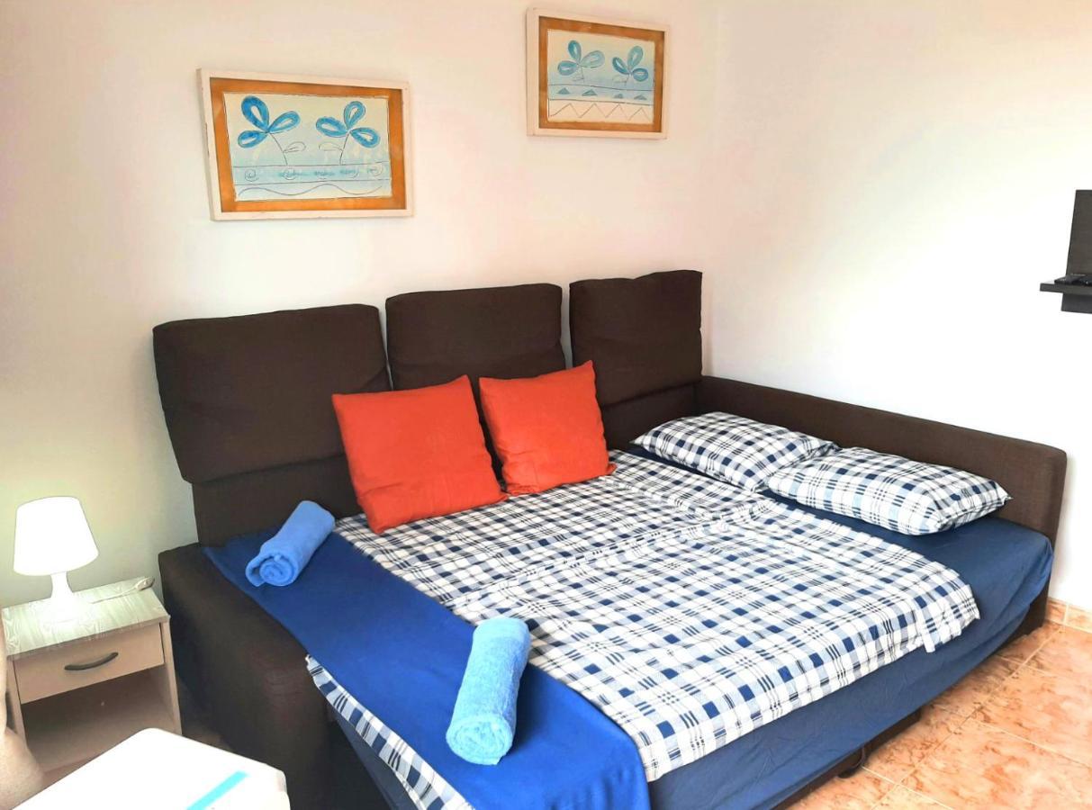 Perfectly Located Apartment With Pool 플라야데라스아메리카스 외부 사진